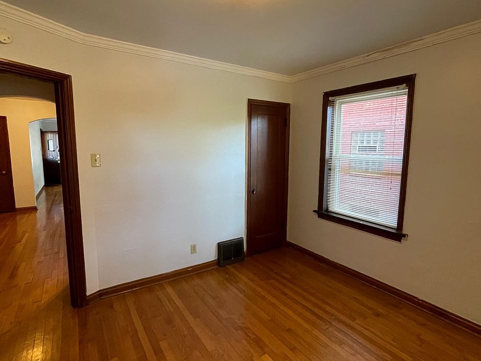 1st image of 4964 Fyler Ave #1E