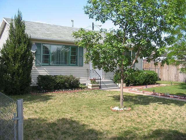 1st image of 402 Goodrich Ave