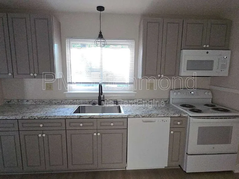 924 Pierpont Rd — Photo 13