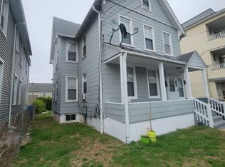 68 Edwin St, Bridgeport, CT 06607