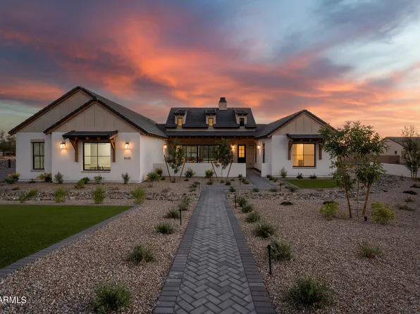 8335 E Regina Circle, Mesa, AZ 85207