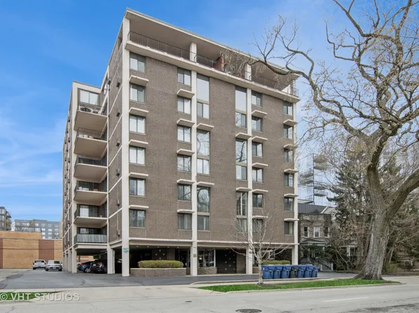 1111 Church St APT 503, Evanston, IL 60201