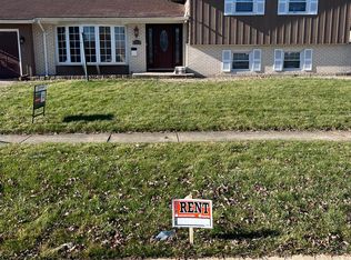 6718 Patton Dr, Woodridge, IL