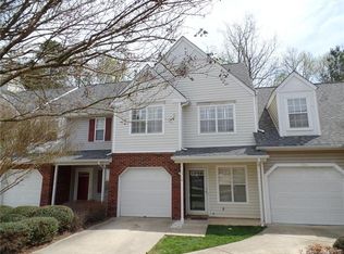 5916 Prescott Ct, Charlotte, NC 28269