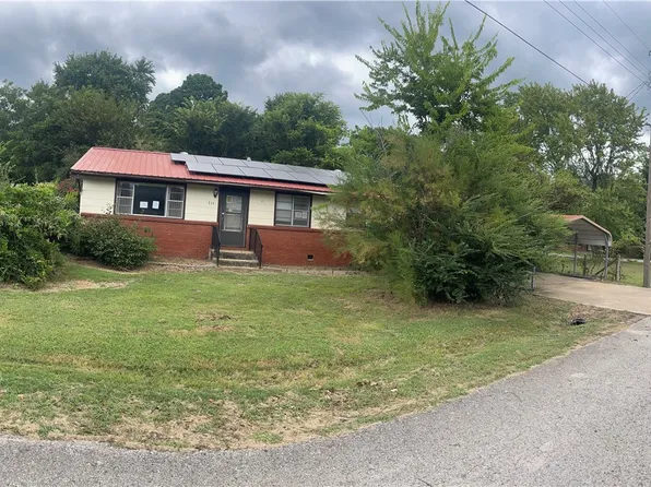 315 Half St, Lincoln, AR 72744