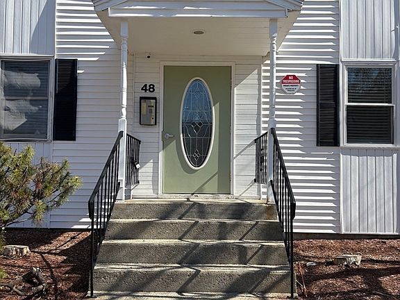 2nd image of 48 Gibbs St #2-1B