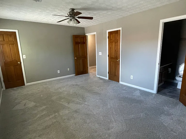 6146 Winfield Ct — Photo 14