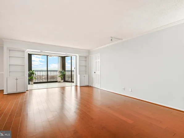 5903 Mount Eagle Dr APT 1418, Alexandria, VA 22303