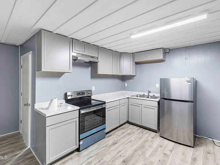 17329 Lee Hwy #2 — Photo 5