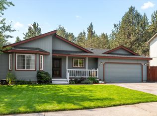 1663 NE Meerkat Ave, Bend, OR 97701