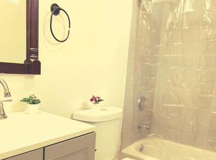 1469 W 37th St, Los Angeles, CA 90018