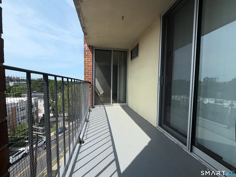 87 Glenbrook Rd #7G — Photo 18