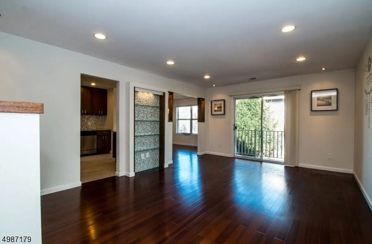 3 bed, $3,150 — Photo 1