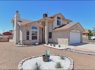 12368 Bill Mitchell Dr, El Paso, TX 79938