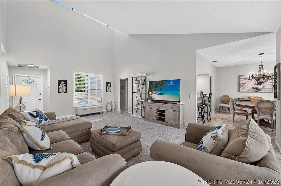 2 bed, 2.0 bath, 1498 sqft, $8,500 — Photo 1