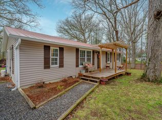 1037 Lyness Ave, Signal Mountain, TN 37377
