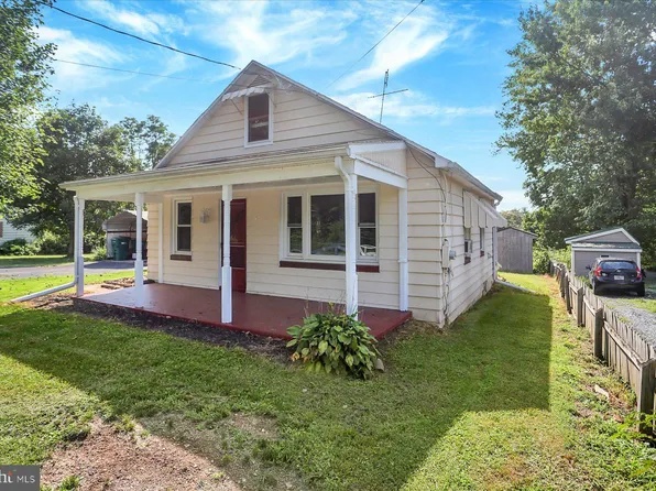 211 Zion Rd, Mount Holly Springs, PA 17065
