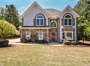 396 Barrington Farms Pkwy, Sharpsburg, GA 30277