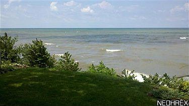 5th image of 4318 Edgewater Dr