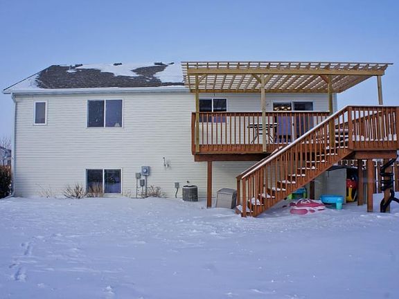 5th image of 421 Cottonwood Dr