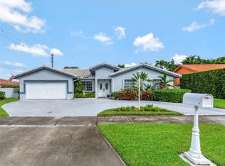 8907 SW 69th St, Miami, FL 33173