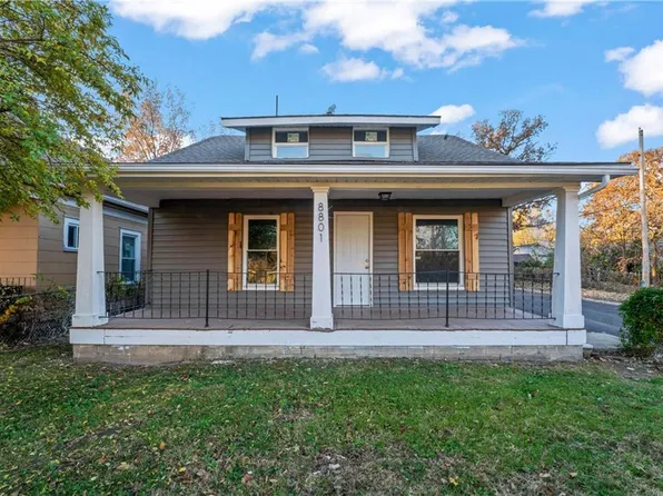 8801 E Lexington Ave, Independence, MO 64053