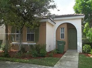 2320 NE 42nd Cir, Homestead, FL 33033