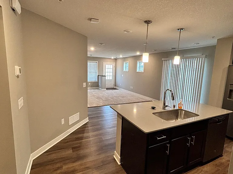 7219 Elmo Ct — Photo 14