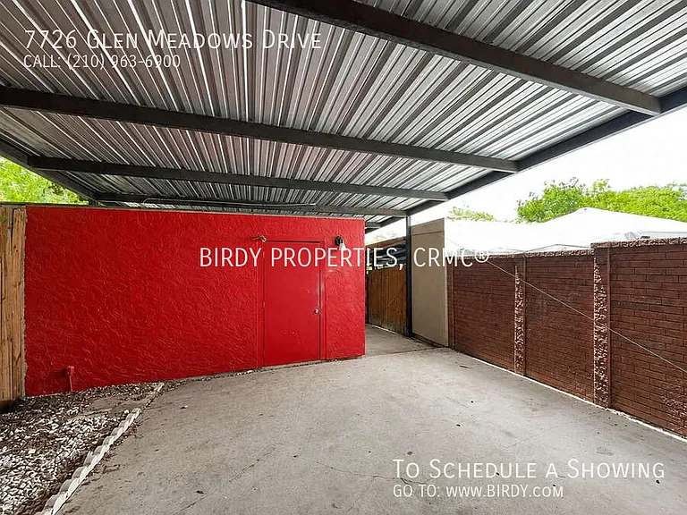 7726 Glen Meadows Dr — Photo 35