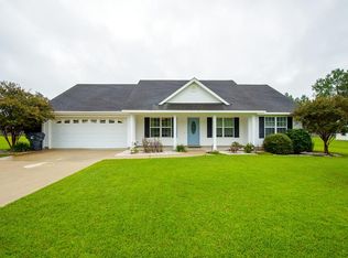 39 Brookfield Dr, Lakeland, GA 31635