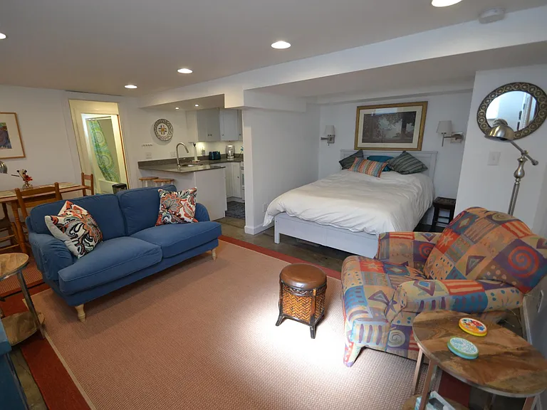 574 Terrace Ave #4 — Photo 9