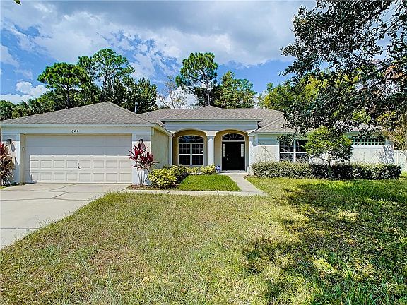 2nd image of 624 Copper Beech Blvd