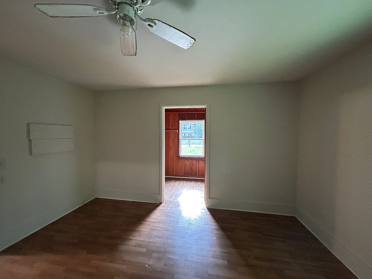 3 bed, 1315 sqft, $1,600 — Photo 4