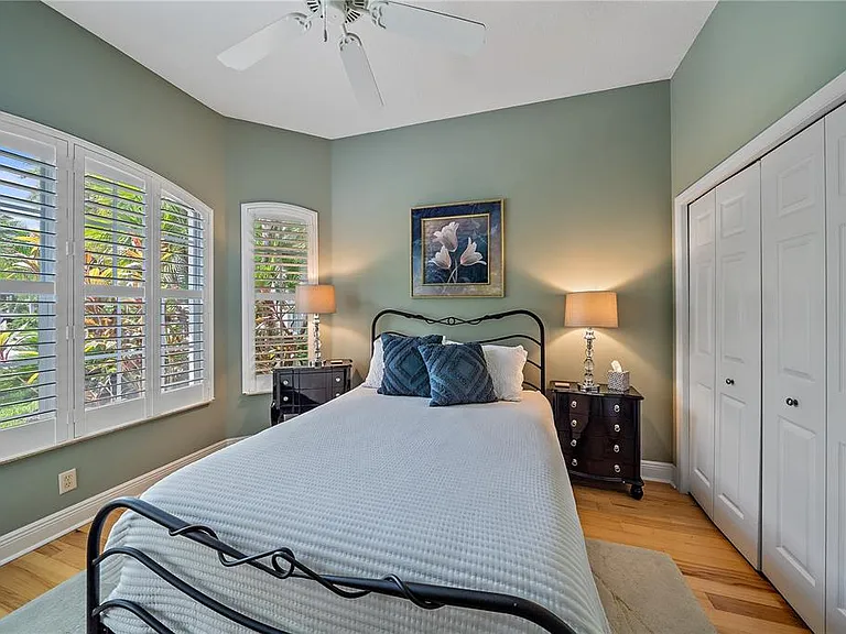 354 Melrose Ct — Photo 30