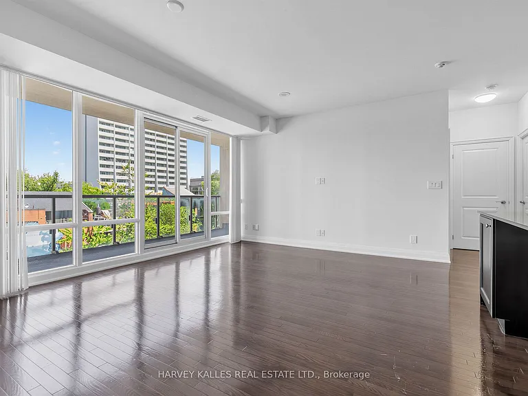 1 Bedford Rd #421 — Photo 2