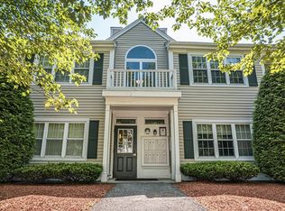 100 Brookside Dr #H, Andover, MA 01810