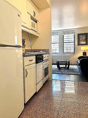 Rented by Oxford Property Group | media 126