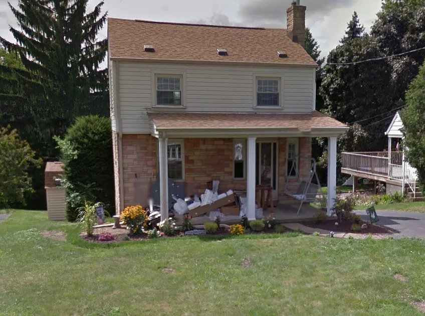 612 Brierly Ln photo 1