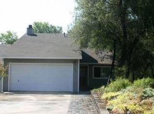 23330 Lone Pine Dr, Auburn, CA 95602