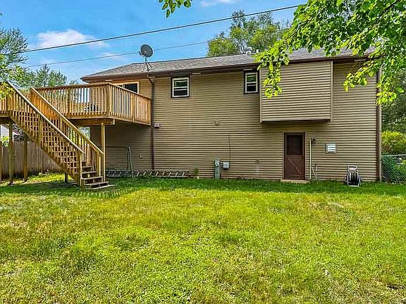2nd image of 9518 Cincinnati Dr