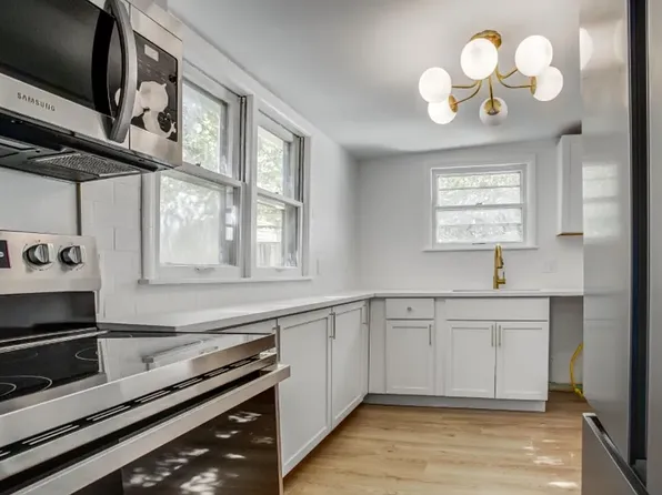 8419 Mercier St, Kansas City, MO 64114