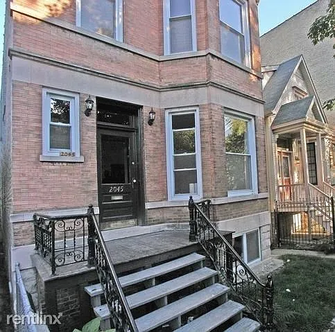 2045 Albany Exterior