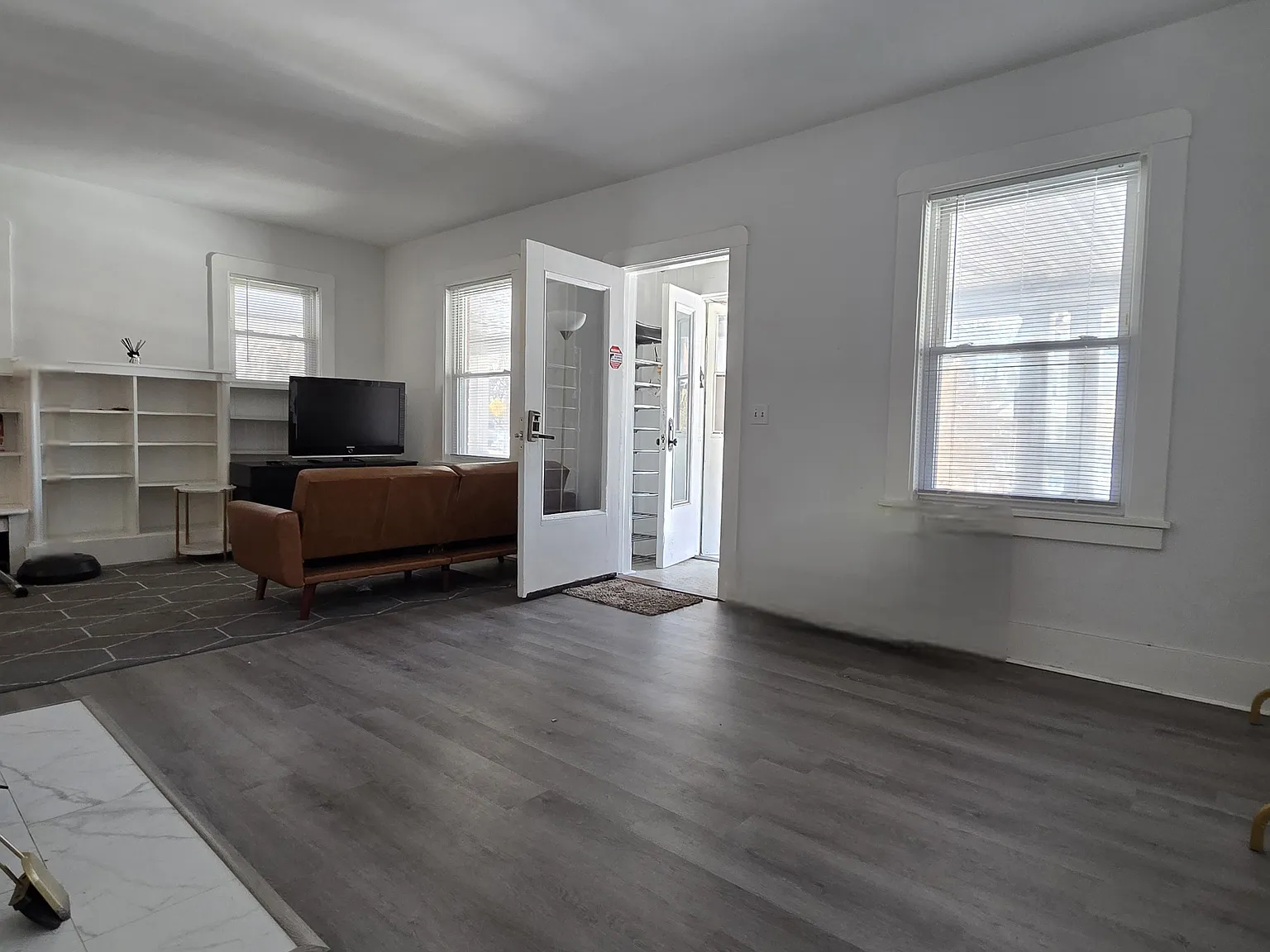 3 bed, 3.5 bath, 1764 sqft, $4,300 — Photo 3