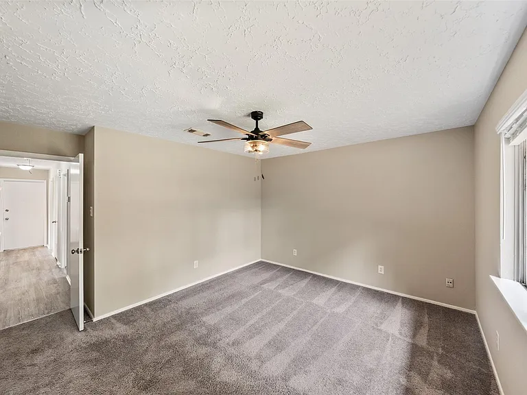 21018 Verdecove Ln — Photo 13