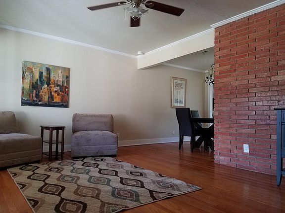3rd image of 331 Teakwood Ln