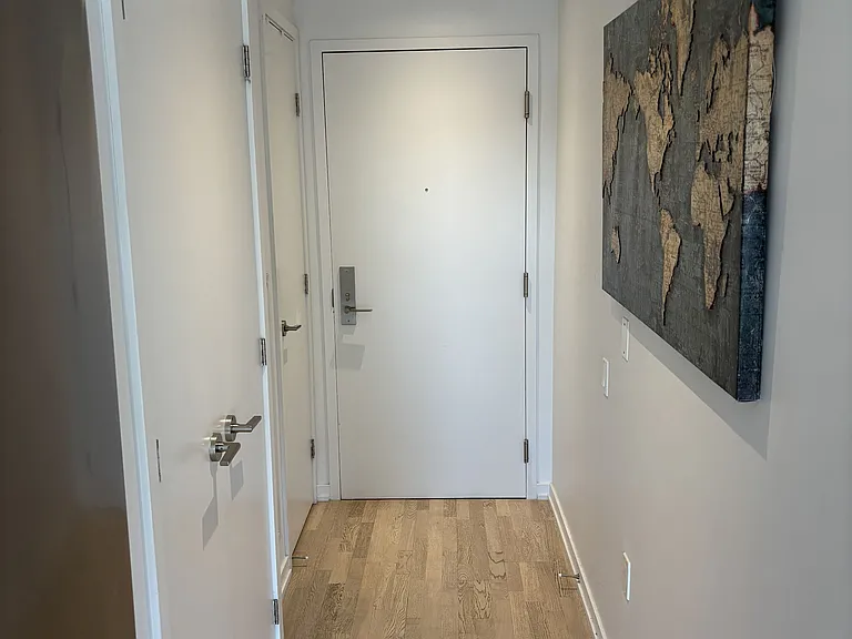 60 Colborne St #709 — Photo 1