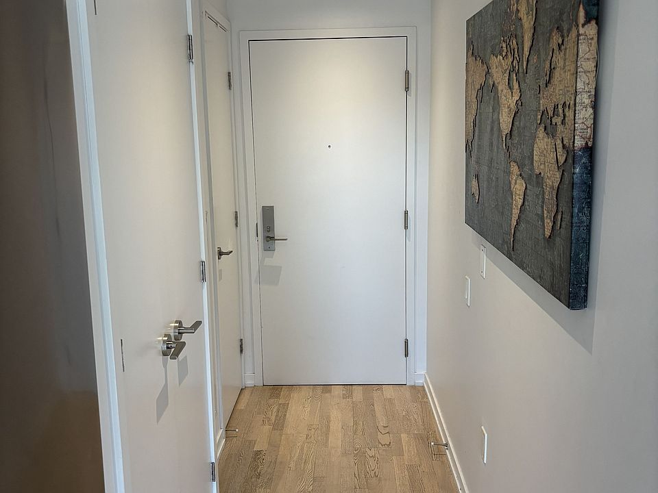 1st image of 60 Colborne St #709