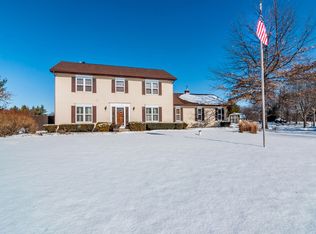 N791 Wenmoth Ln, Geneva, IL 60134