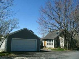 385 Portland St, Yarmouth, ME 04096