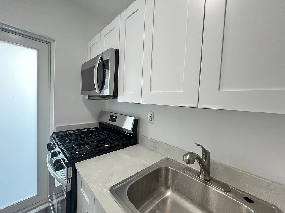 7291 Gary Ave #9